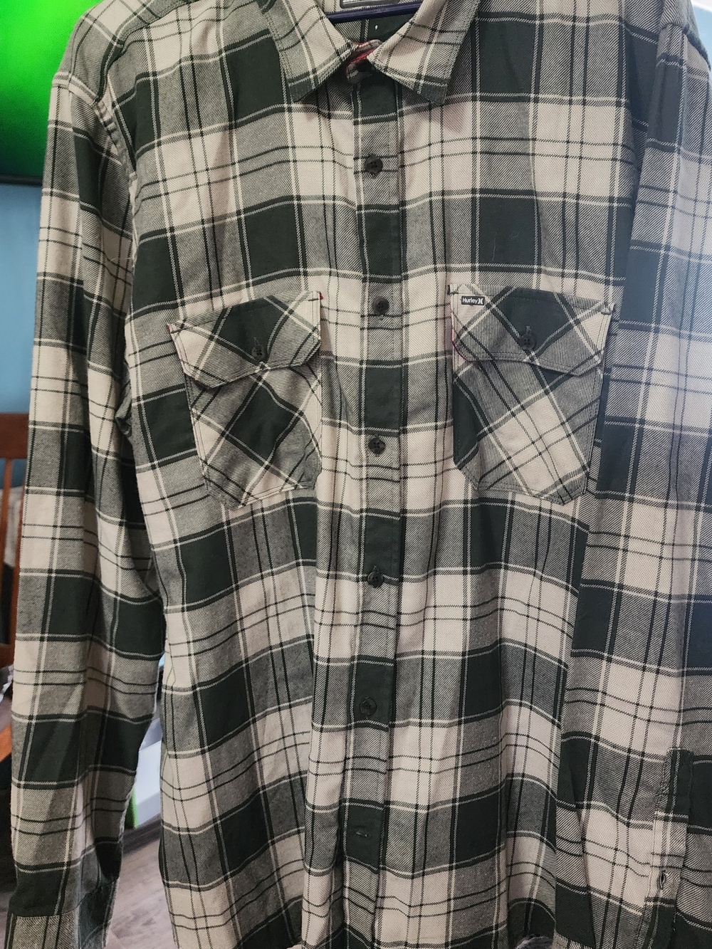 Hurley Men's Green and White Plaid Button-Down Shirt Sz XXL